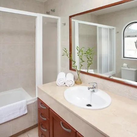 Vv Tirma * 科斯塔卡莱塔